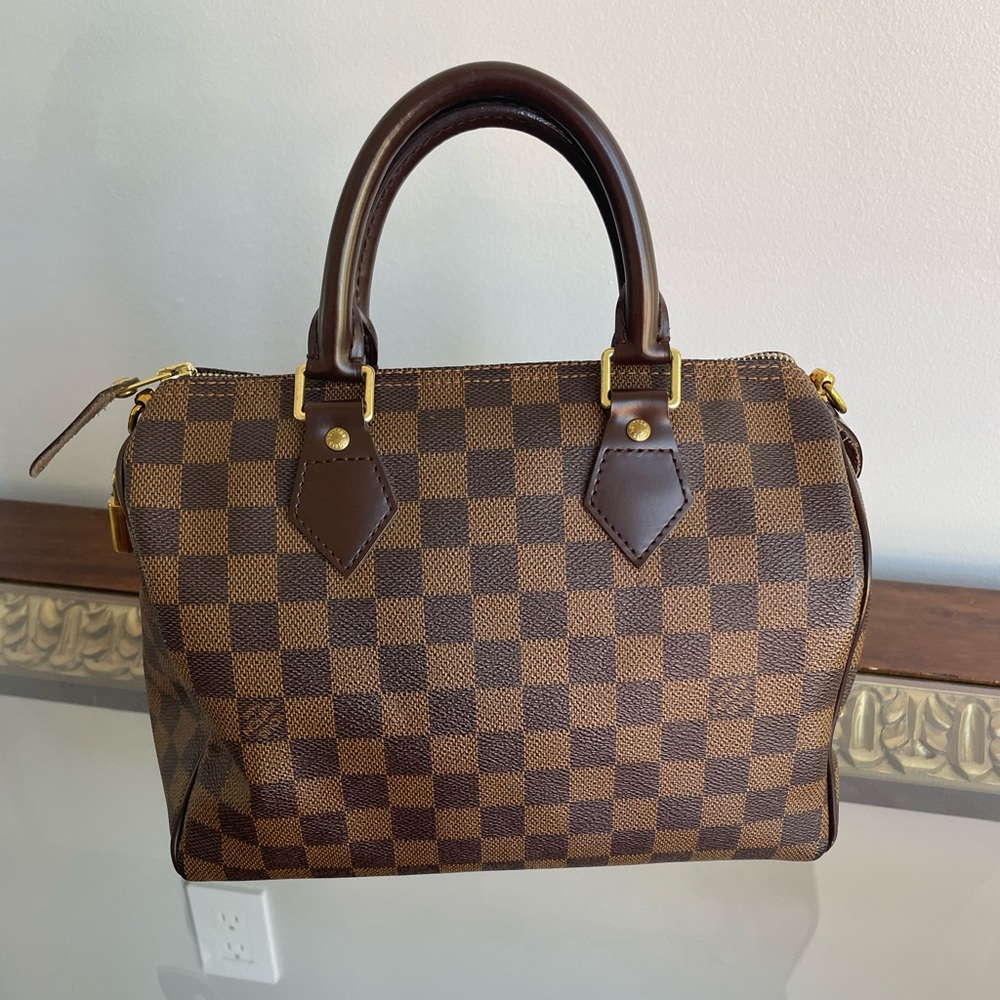 ❤️SOLD❤️Authentic Louis Vuitton speedy 25